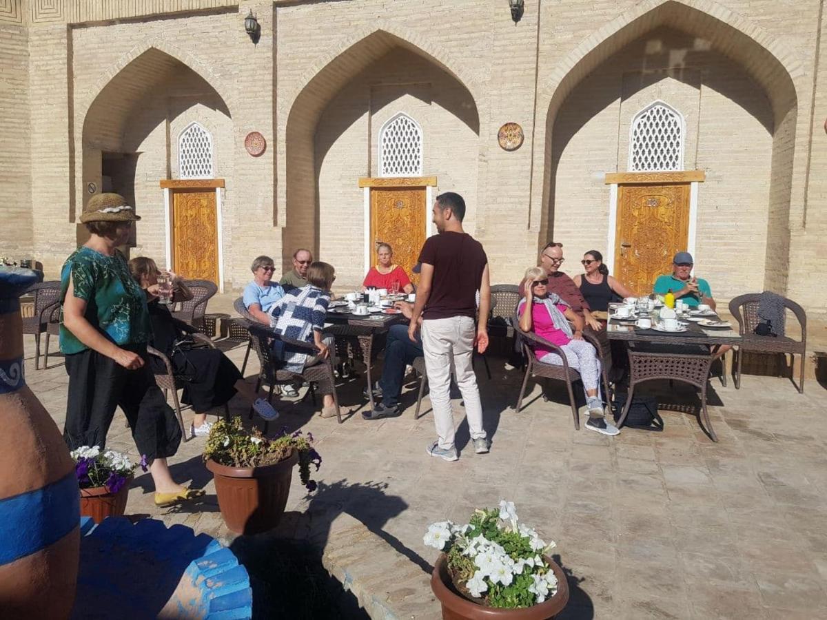 Muso To'Ra Hostel Khiva ภายนอก รูปภาพ